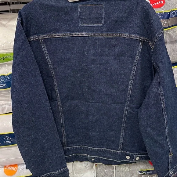 Levi’s Strauss &‎ Co Men Denim Blue Trucker Jacket Standard Fit size XL